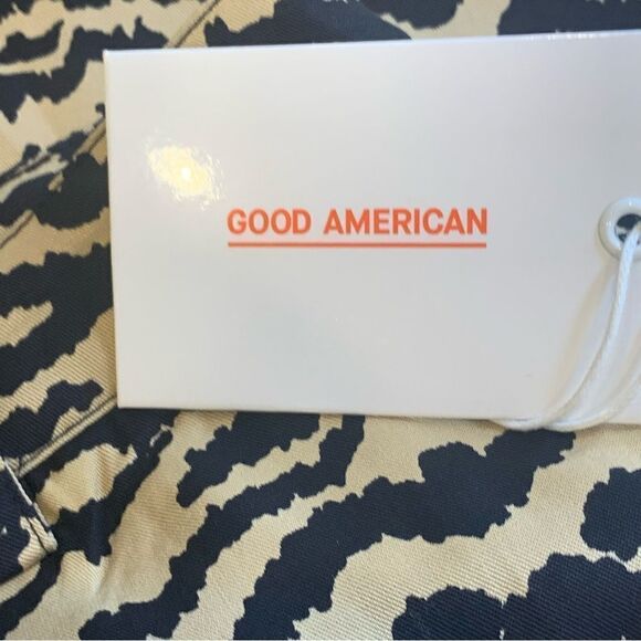 Good American Summer Boss A Line Shorts Sand Zebra Print Size 12 - Picture 9 of 11